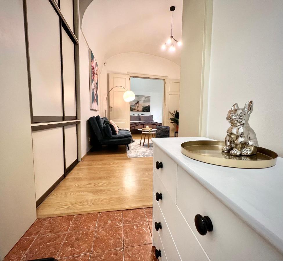 Elegant Apartment In Košice Esterno foto